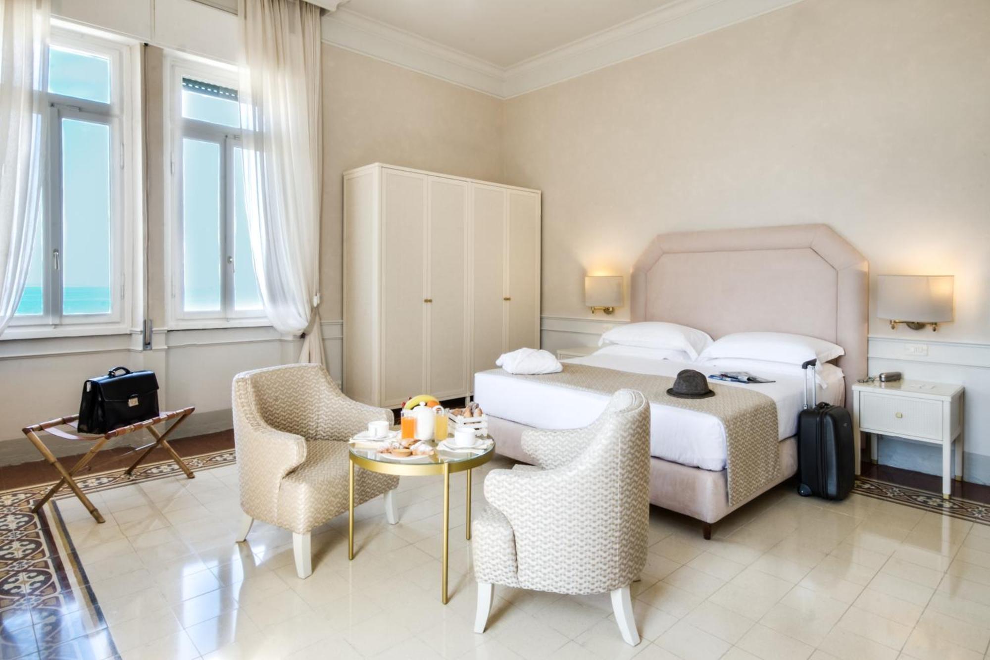 Triple Room Partial Sea View,1765154520:JPEG